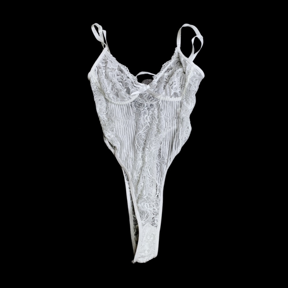 White lace bodysuit
